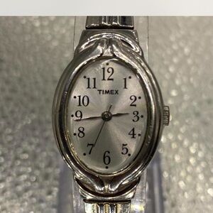 ^^^ Timex  *** Silver  / Oval Women's Bracelet Watch ***